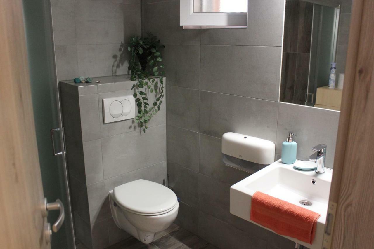 Magnolia Apartman Apartment ชิโอฟก ภายนอก รูปภาพ