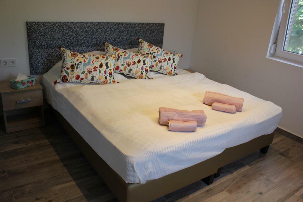 Magnolia Apartman Apartment ชิโอฟก ภายนอก รูปภาพ